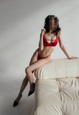 Карина - проститутка BDSM, тел. 8 964 351-25-75